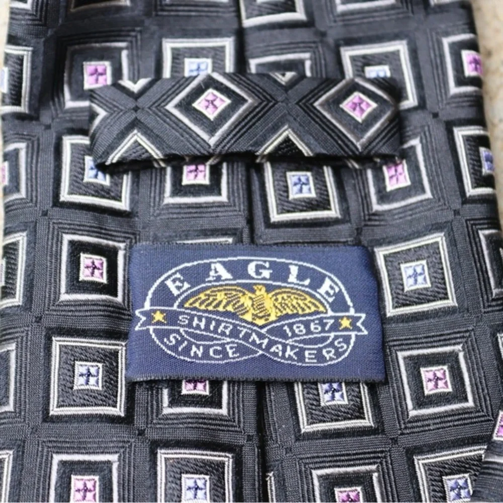 Eagle shirtmakers men’s necktie black silk‎ geometric pattern